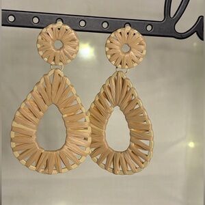Fashion Jewelry Natural Raffia Teardrop Earrings - Beige